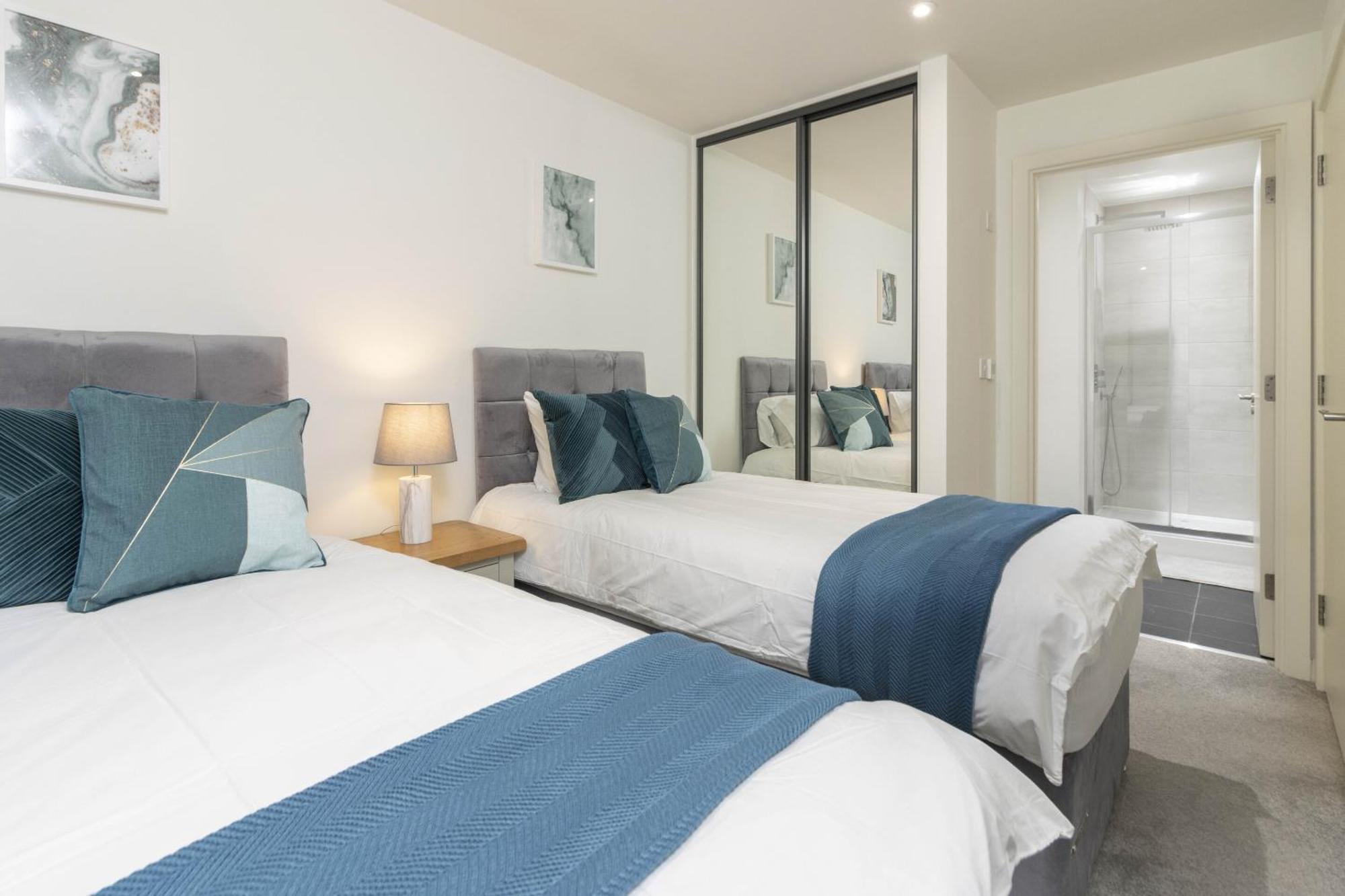 Linacre 1&2 - One And Two Bed Flat Behind The Cathedral With Free Parking And Fast Wifi Apartman Exeter Kültér fotó