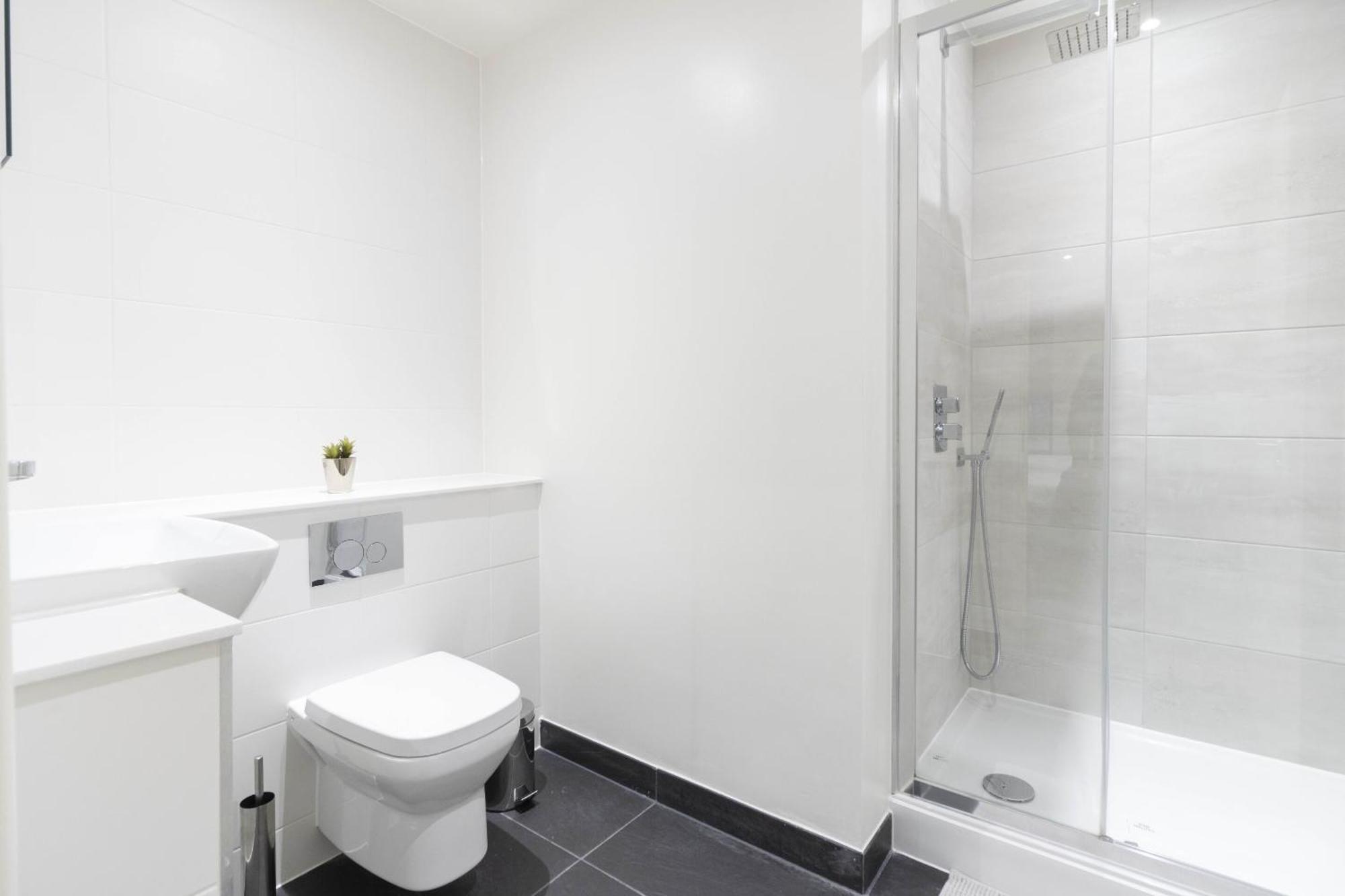 Linacre 1&2 - One And Two Bed Flat Behind The Cathedral With Free Parking And Fast Wifi Apartman Exeter Szoba fotó